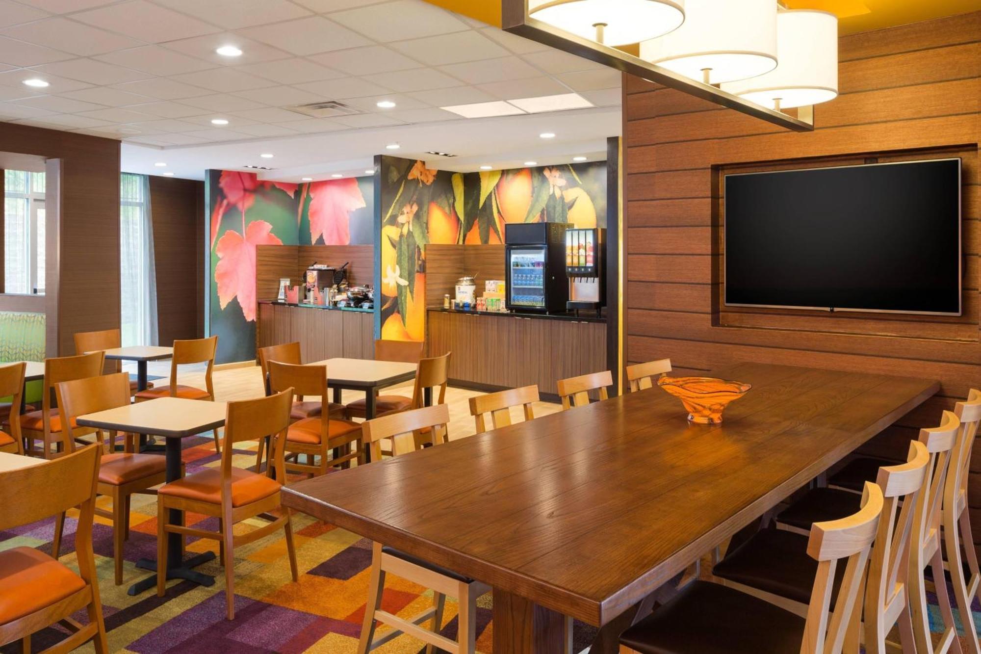 Fairfield Inn & Suites By Marriott Athens Bagian luar foto