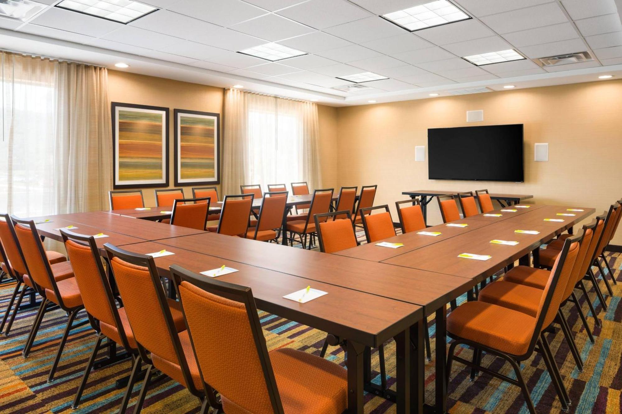 Fairfield Inn & Suites By Marriott Athens Bagian luar foto