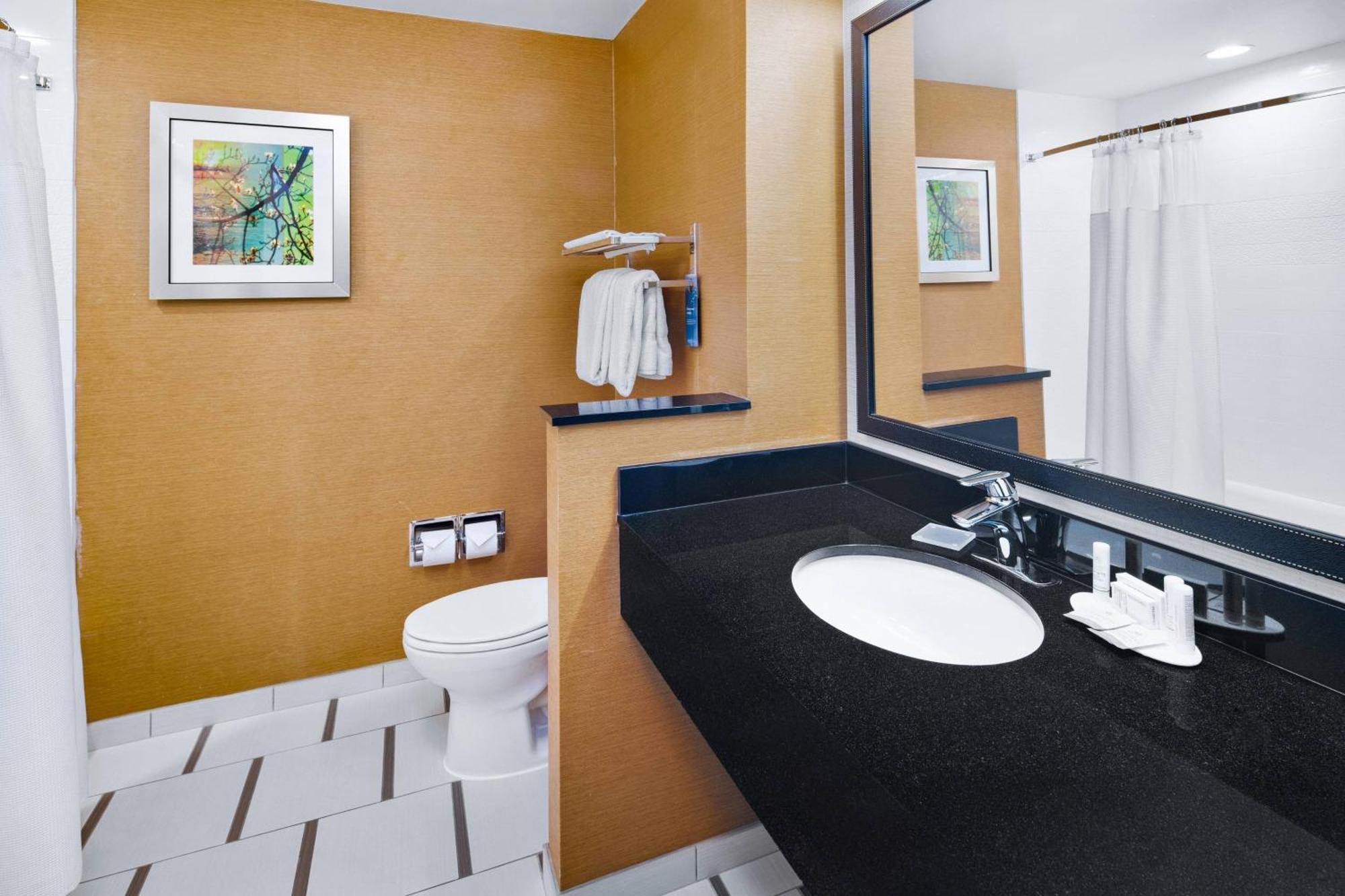 Fairfield Inn & Suites By Marriott Athens Bagian luar foto