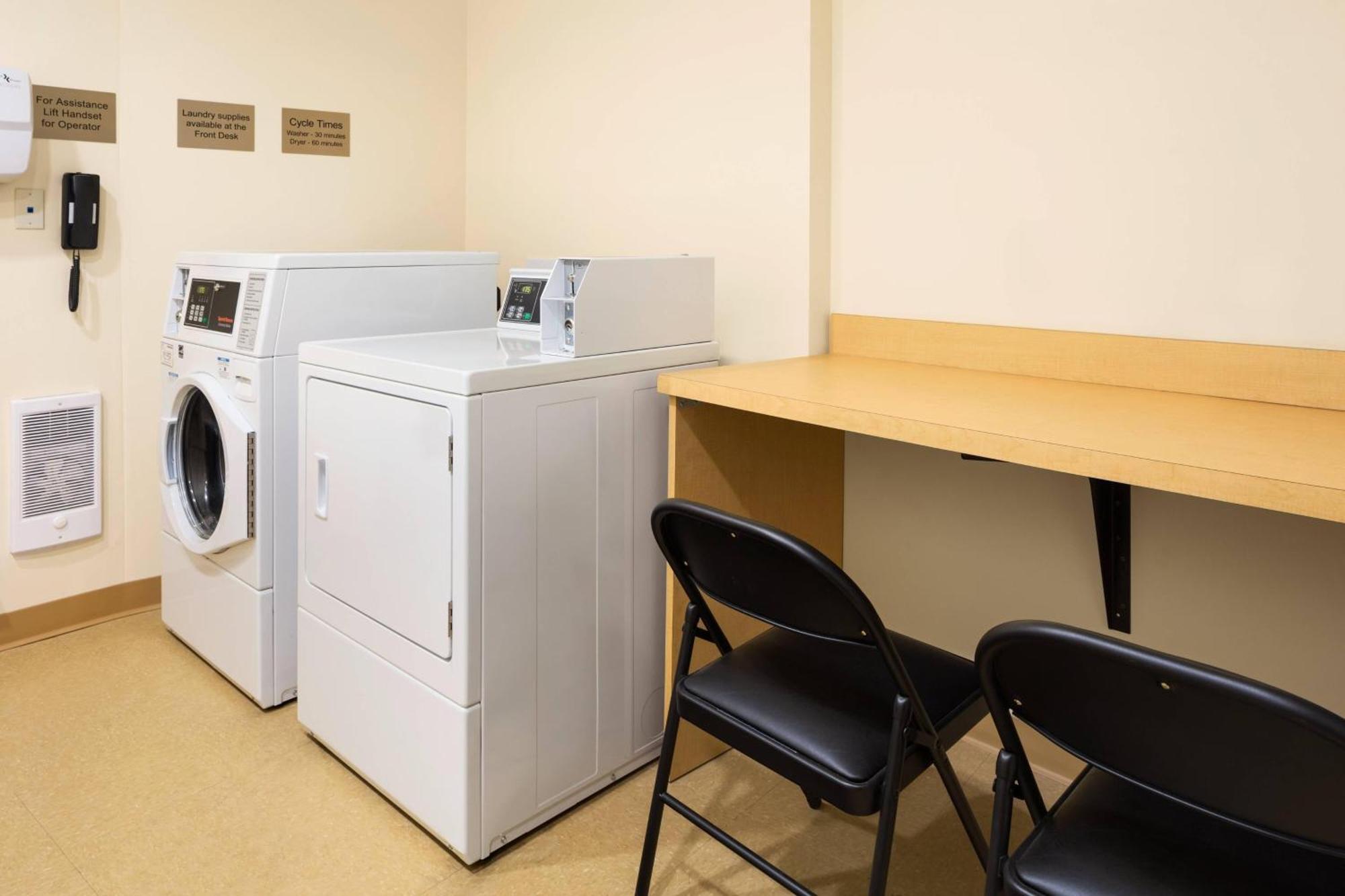 Fairfield Inn & Suites By Marriott Athens Bagian luar foto