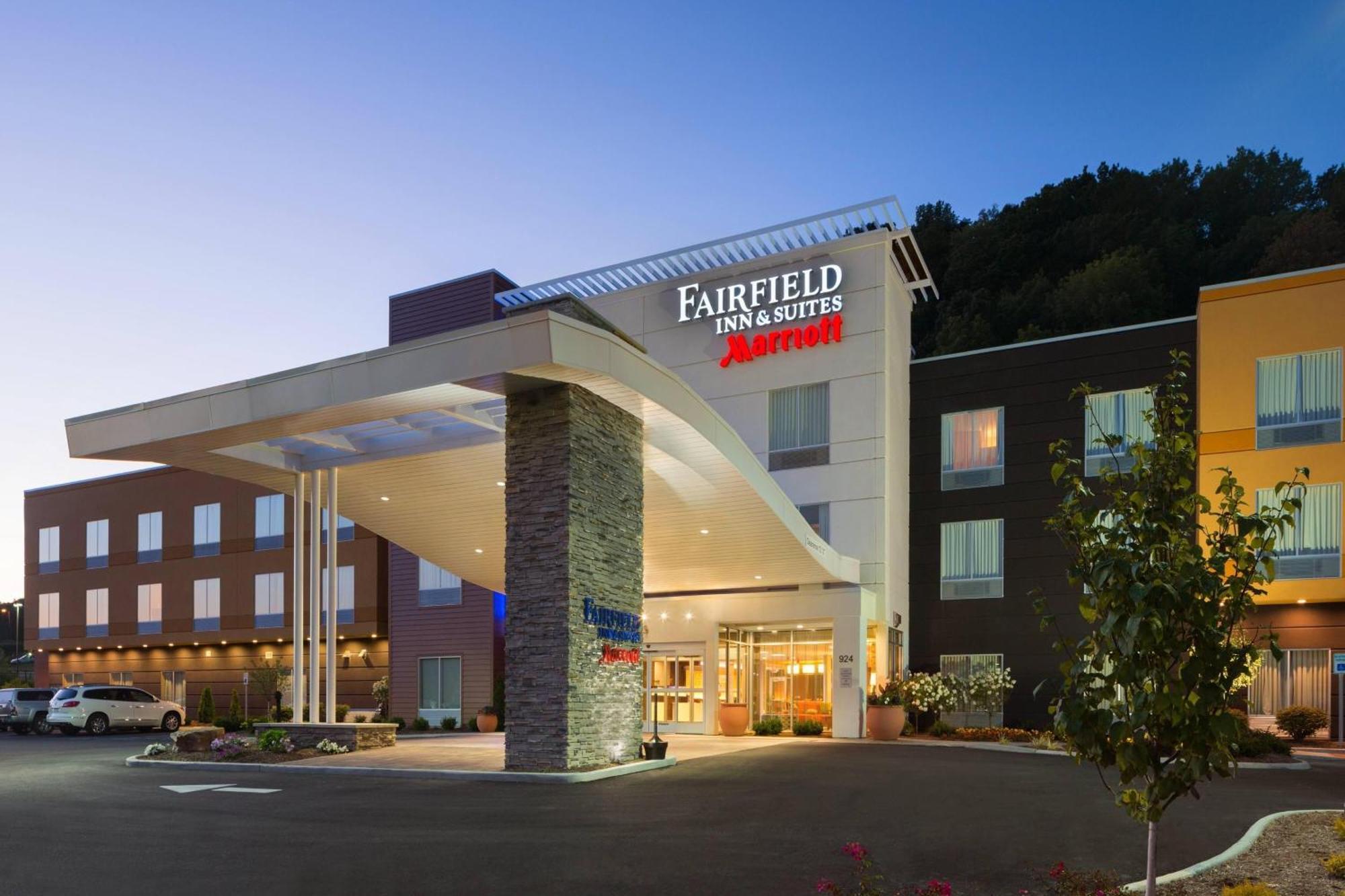 Fairfield Inn & Suites By Marriott Athens Bagian luar foto